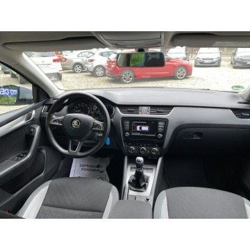 Skoda Octavia 2016,  1.4 benzyna - Na sprzedaż za 38 900 zł - Kobylnica - zdjęcie 9