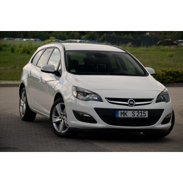 Opel Astra - 1,4Turbo*140KM*Lift*Navi**Kamera*Niemcy