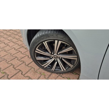 Toyota Corolla 2021,  1.2 benzyna - Na sprzedaż za 71 800 zł - Paproć - zdjęcie 4