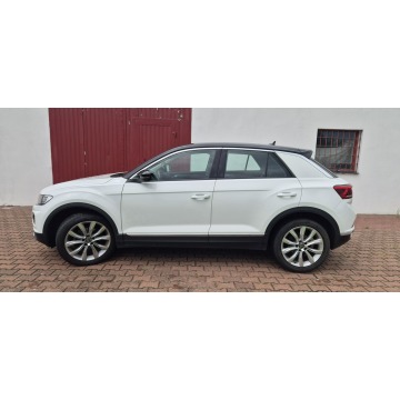 Volkswagen T-Roc  SUV 2021,  2.0 diesel - Na sprzedaż za 77 800 zł - Paproć - zdjęcie 5