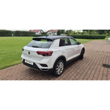Volkswagen T-Roc  SUV 2021,  2.0 diesel - Na sprzedaż za 77 800 zł - Paproć - zdjęcie 8