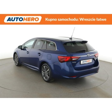 Toyota Avensis  Kombi 2015,  1.8 benzyna, automat - Na sprzedaż za 52 300 zł - Warszawa - zdjęcie 4