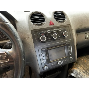 Volkswagen   Minivan/Van 2015,  1.6 - Na sprzedaż za 21 200 zł - Malutkie - zdjęcie 5