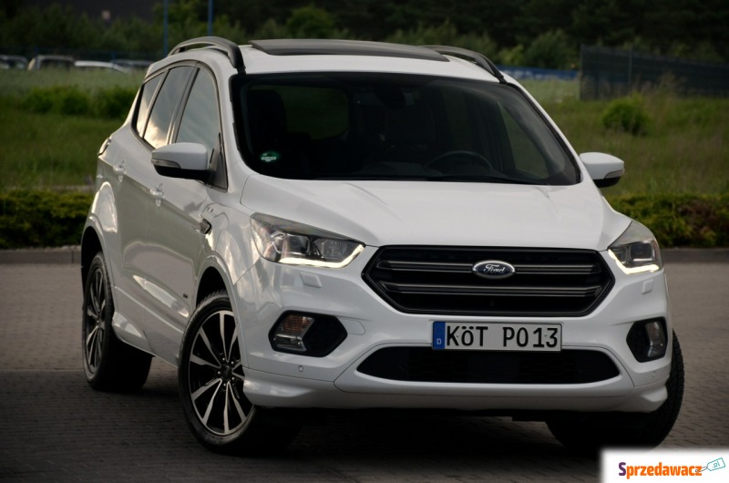 Ford Kuga  SUV 2017,  1.5 benzyna, automat - Na sprzedaż za 53 900 zł - Ostrów Mazowiecka