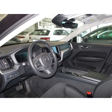 Volvo XC60  SUV 2021 benzyna - Na sprzedaż za 137 500 zł - Dębica - zdjęcie 6