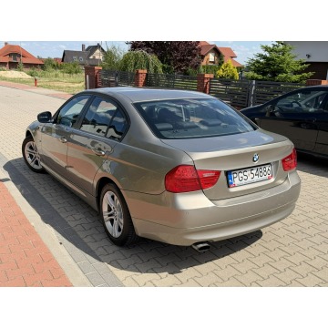 BMW Seria 3  Sedan/Limuzyna 2010,  2.0 benzyna, automat - Na sprzedaż za 21 999 zł - Gostyń - zdjęcie 4