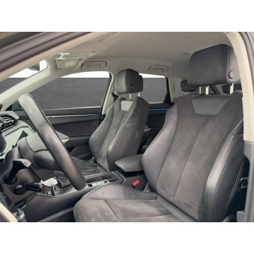 Audi Q3  SUV 2021,  2.0 diesel, automat - Na sprzedaż za 111 900 zł - Warszawa - zdjęcie 10