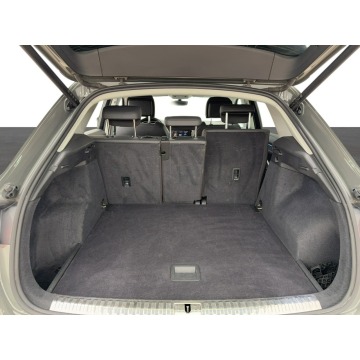 Audi Q3  SUV 2021,  2.0 diesel, automat - Na sprzedaż za 111 900 zł - Warszawa - zdjęcie 11