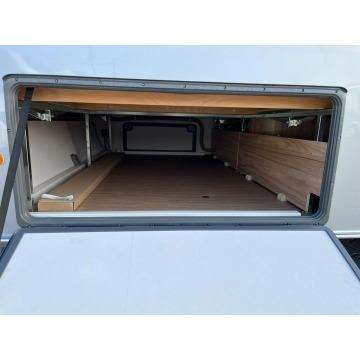 Hymer-Eriba Nova Light 442 - Komfortowa przyczepa... - Pojazdy specjalistyczne - Janki - zdjęcie 9