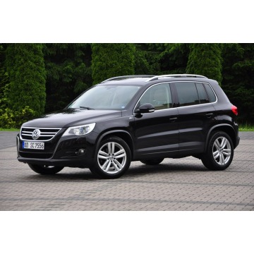 Volkswagen Tiguan  SUV 2011,  2.0 benzyna - Na sprzedaż za 35 900 zł - Ostrów Mazowiecka - zdjęcie 4