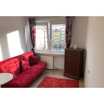 Mieszkanie jednopokojowe Legnica,   17 m2, trzecie piętro - Sprzedam - zdjęcie 1