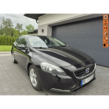 Volvo V40 - 2.0d 120km kamera navi  chromy