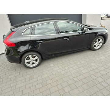 Volvo V40  Hatchback 2015,  2.0 diesel - Na sprzedaż za 36 700 zł - Drelów - zdjęcie 7