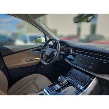 Audi Q7  SUV 2023,  3.0 diesel, automat - Na sprzedaż za 202 900 zł - Toruń - zdjęcie 9