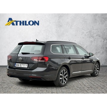 Volkswagen Passat  Kombi 2023,  1.5 benzyna, automat - Na sprzedaż za 84 400 zł - Jawczyce - zdjęcie 5