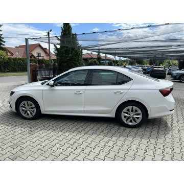 Skoda Octavia  Sedan/Limuzyna 2023,  1.5 benzyna - Na sprzedaż za 73 800 zł - Tarnów - zdjęcie 12