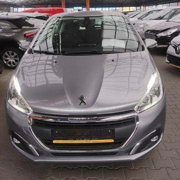 Peugeot 208  Hatchback 2019,  1.2 benzyna - Na sprzedaż za 26 700 zł - Mysłowice - zdjęcie 2