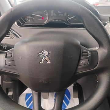 Peugeot 208  Hatchback 2019,  1.2 benzyna - Na sprzedaż za 26 700 zł - Mysłowice - zdjęcie 11