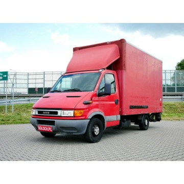 Iveco Daily 35S13 - III 2.8TD 125KM Kontener +Winda +Hak -1 Właściciel od 9 lat -Zobacz