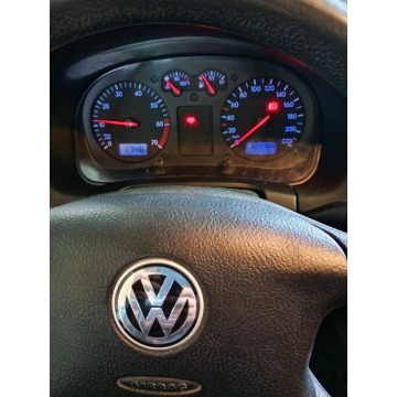 Volkswagen Golf  Hatchback 2000,  1.4 benzyna - Na sprzedaż za 1 300,00 zł - Wrocław - zdjęcie 7