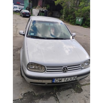 Volkswagen Golf  Hatchback 2000,  1.4 benzyna - Na sprzedaż za 1 300,00 zł - Wrocław - zdjęcie 2