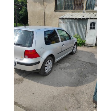 Volkswagen Golf  Hatchback 2000,  1.4 benzyna - Na sprzedaż za 1 300,00 zł - Wrocław - zdjęcie 5