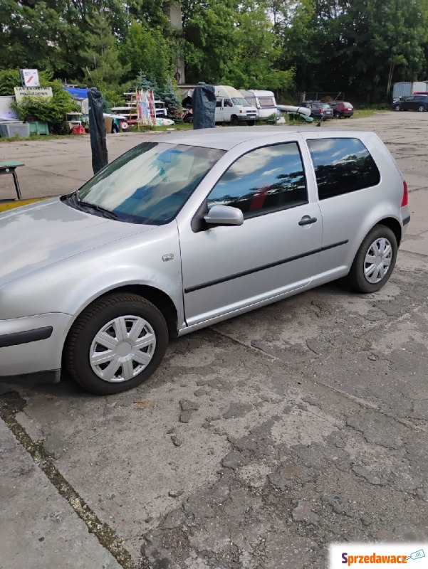 Volkswagen Golf  Hatchback 2000,  1.4 benzyna - Na sprzedaż za 1 300,00 zł - Wrocław