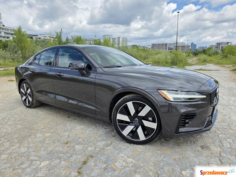 Volvo S60 2024
