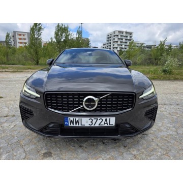 Volvo S60  Sedan/Limuzyna 2024,  2.0 hybryda, automat - Na sprzedaż za 169 900 zł - Warszawa - zdjęcie 2