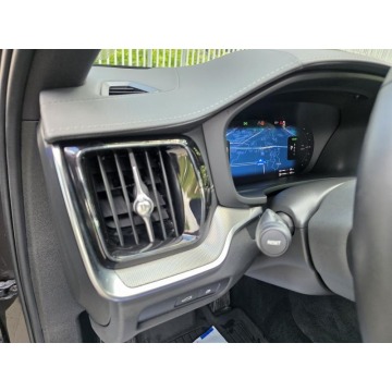 Volvo S60  Sedan/Limuzyna 2024,  2.0 hybryda, automat - Na sprzedaż za 169 900 zł - Warszawa - zdjęcie 6