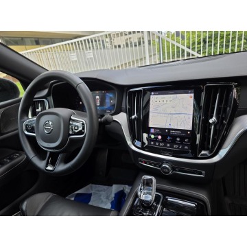 Volvo S60  Sedan/Limuzyna 2024,  2.0 hybryda, automat - Na sprzedaż za 169 900 zł - Warszawa - zdjęcie 8