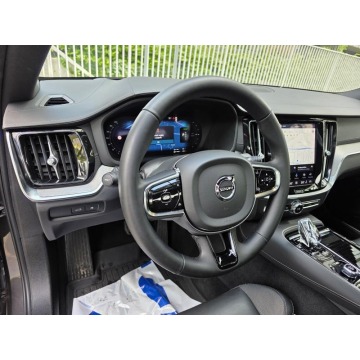 Volvo S60  Sedan/Limuzyna 2024,  2.0 hybryda, automat - Na sprzedaż za 169 900 zł - Warszawa - zdjęcie 7