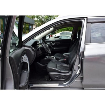 Nissan X-Trail  Terenowy 2015,  1.6 diesel, automat - Na sprzedaż za 39 900 zł - Warszawa - zdjęcie 5