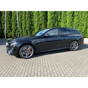 Mercedes - Benz E-klasa  Kombi 2019,  4.0 benzyna, automat - Na sprzedaż za 220 000 zł - Baranowo - zdjęcie 8
