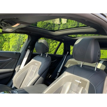 Mercedes - Benz E-klasa  Kombi 2019,  4.0 benzyna, automat - Na sprzedaż za 220 000 zł - Baranowo - zdjęcie 12