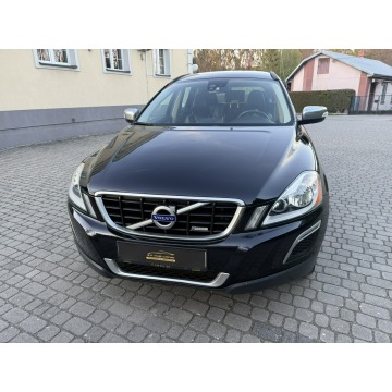 Volvo   SUV 2010,  2.4 diesel, automat - Na sprzedaż za 43 900 zł - Chlewice - zdjęcie 11