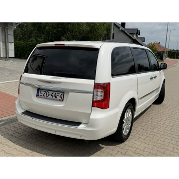 Chrysler Town & Country  Minivan/Van 2012,  3.6 benzyna+LPG, automat - Na sprzedaż za 34 999 zł - Gostyń - zdjęcie 6