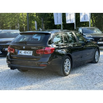 BMW Seria 3  Kombi 2017,  2.0 diesel, automat - Na sprzedaż za 39 800 zł - Pęcice - zdjęcie 4