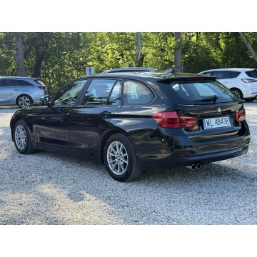 BMW Seria 3  Kombi 2017,  2.0 diesel, automat - Na sprzedaż za 39 800 zł - Pęcice - zdjęcie 6