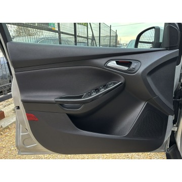 Ford Focus  Hatchback 2016,  1.5 benzyna - Na sprzedaż za 32 999 zł - Tychy - zdjęcie 11
