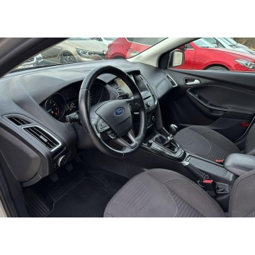 Ford Focus  Hatchback 2016,  1.5 benzyna - Na sprzedaż za 32 999 zł - Tychy - zdjęcie 12