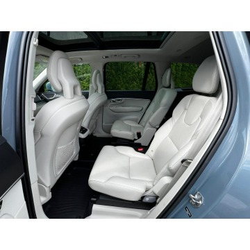 Volvo   SUV 2020,  2.0 benzyna, automat - Na sprzedaż za 138 800 zł - Baranowo - zdjęcie 12
