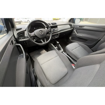 Skoda Fabia  Hatchback 2017,  1.2 benzyna - Na sprzedaż za 28 900 zł - Pyzdry - zdjęcie 7