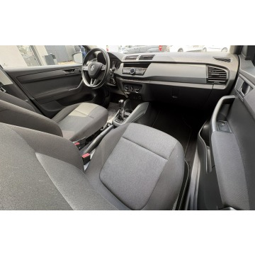 Skoda Fabia  Hatchback 2017,  1.2 benzyna - Na sprzedaż za 28 900 zł - Pyzdry - zdjęcie 11