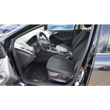 Ford Focus  Hatchback 2015,  1.0 benzyna - Na sprzedaż za 27 999 zł - Zielona Góra - zdjęcie 11