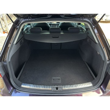 Seat Leon  Kombi 2017,  2.0 diesel, automat - Na sprzedaż za 43 499 zł - Tychy - zdjęcie 5