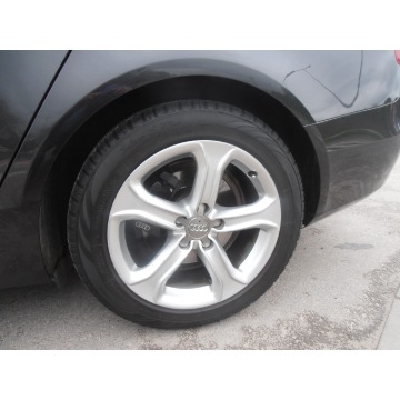Audi A4  Sedan/Limuzyna 2013,  1.8 benzyna, automat - Na sprzedaż za 32 500 zł - Kielce - zdjęcie 4