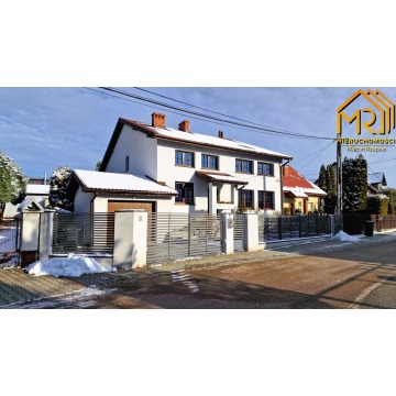 Sprzedam dom Tarnów - ,  pow.  180 m2,  działka:   401 m2 - zdjęcie 1