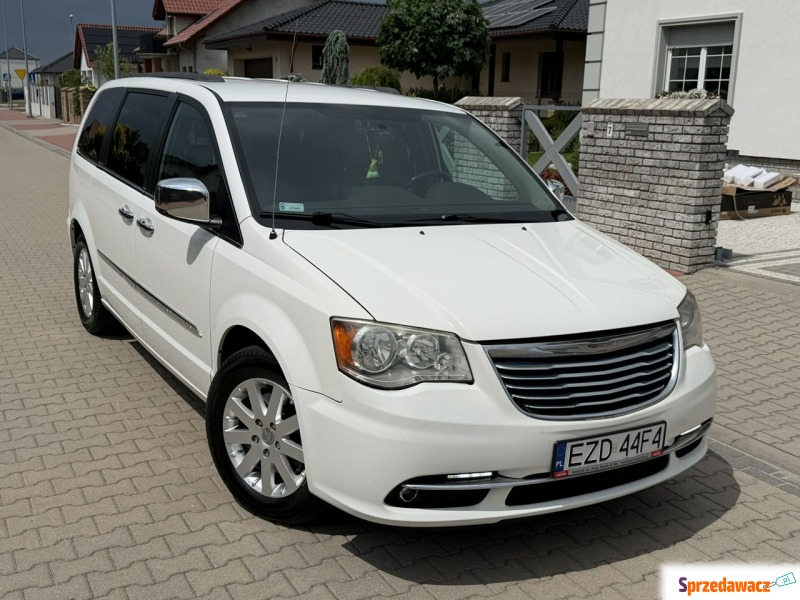 Chrysler Town & Country  Minivan/Van 2012,  3.6 benzyna+LPG, automat - Na sprzedaż za 34 999 zł - Gostyń