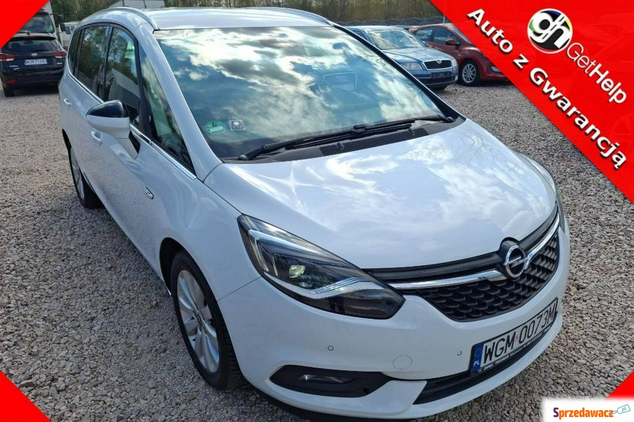 Opel Zafira 2016